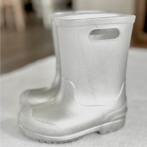 Stride Rite 360 Silver Waterproof Rain Boots Girls Size 8